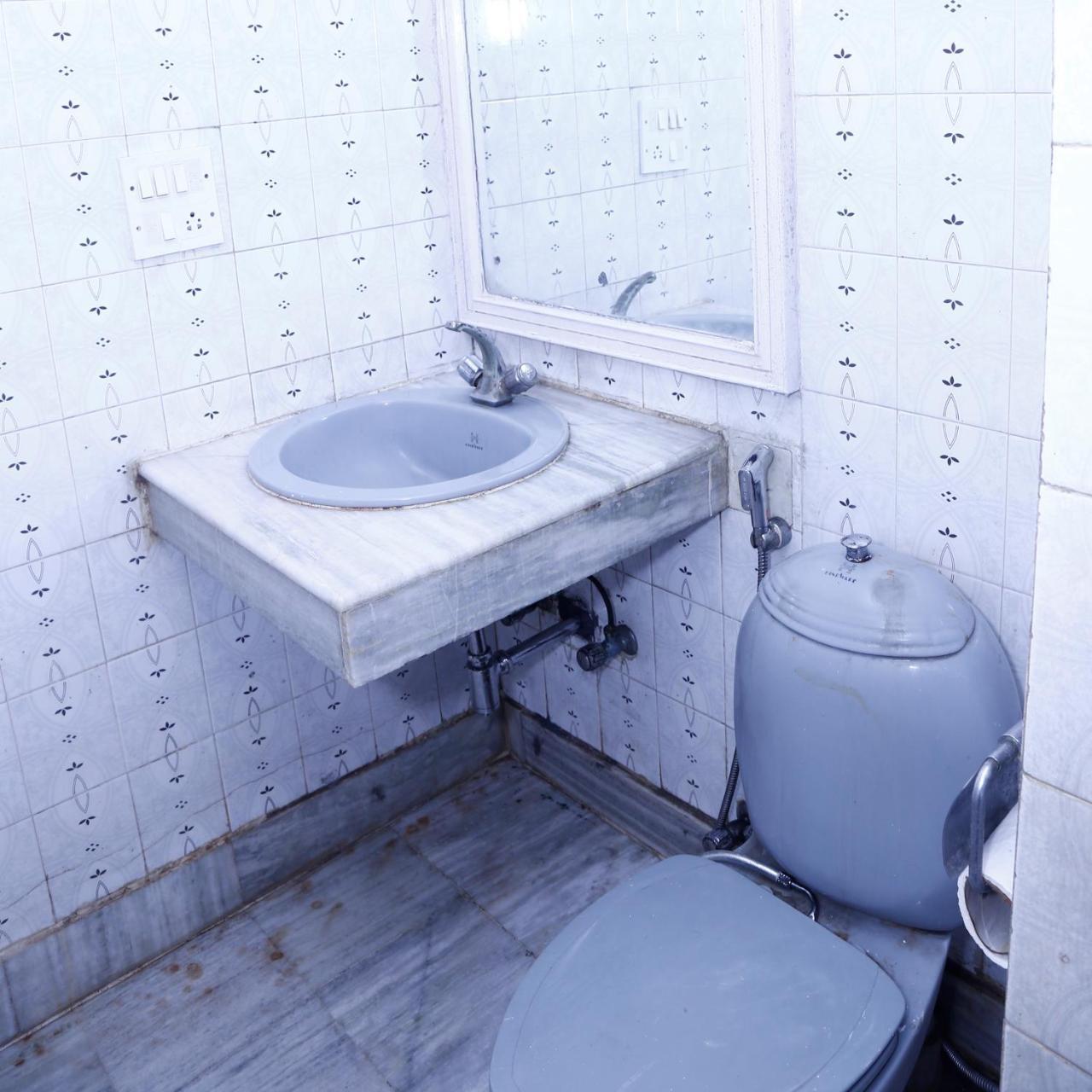 Batra Holiday Home - Couple Friendly Stays Delhi Zewnętrze zdjęcie
